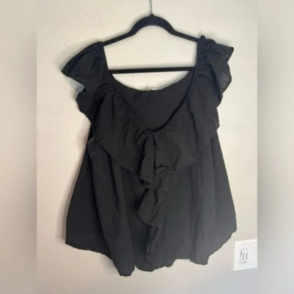 Terra & sky black ruffle top♥️ - Picture 1 of 3